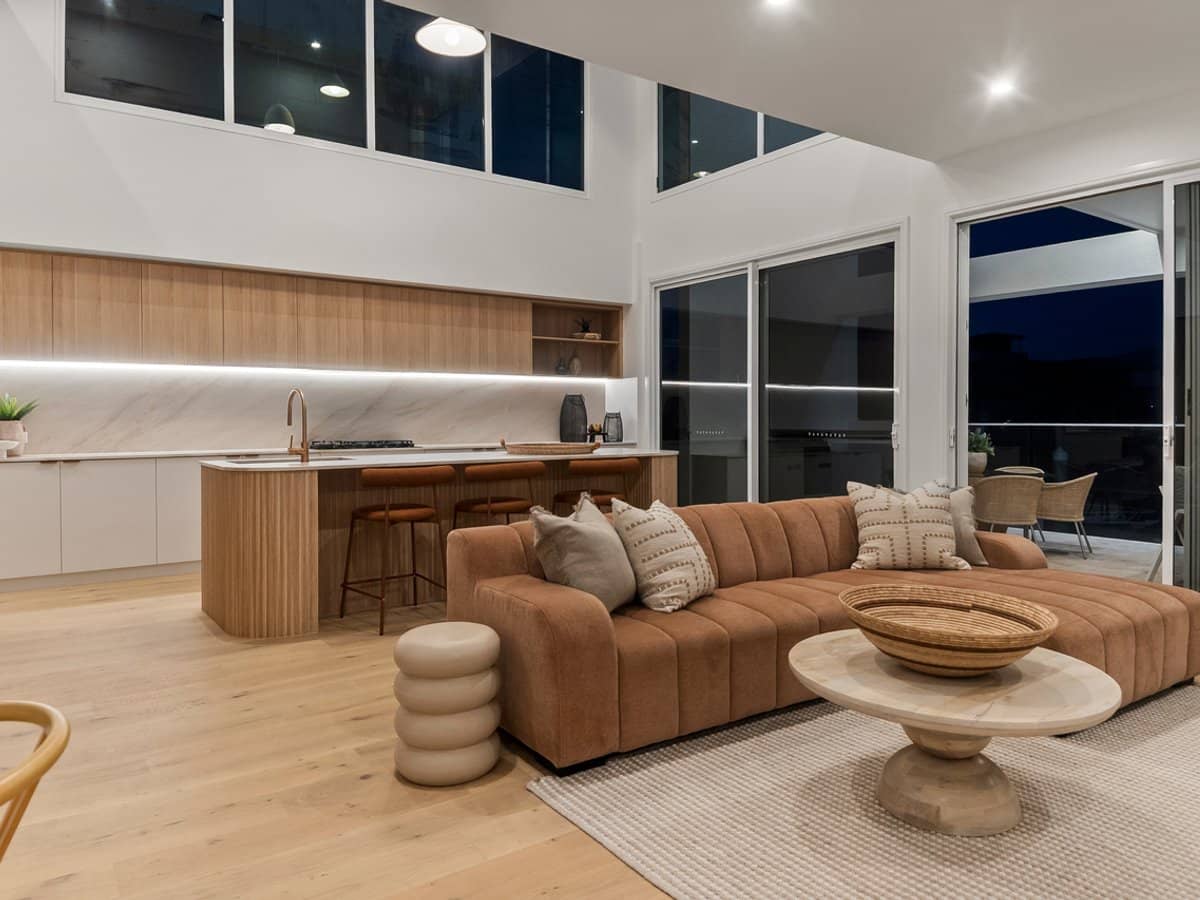 16 Harbourvue Court, HELENSVALE - Thumbnail 17