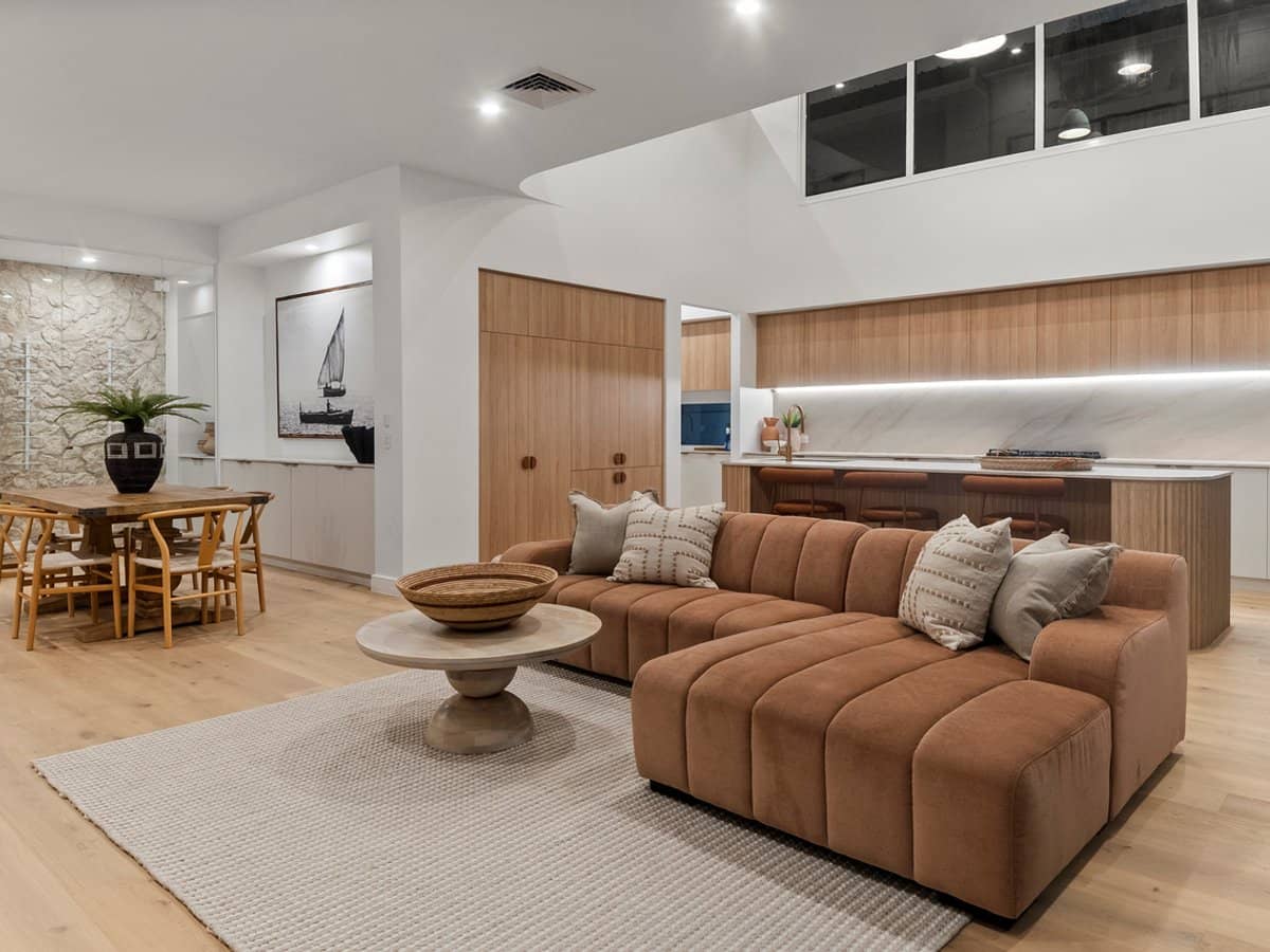 16 Harbourvue Court, HELENSVALE - Thumbnail 18