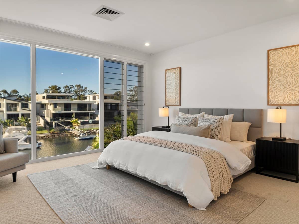 16 Harbourvue Court, HELENSVALE - Thumbnail 28