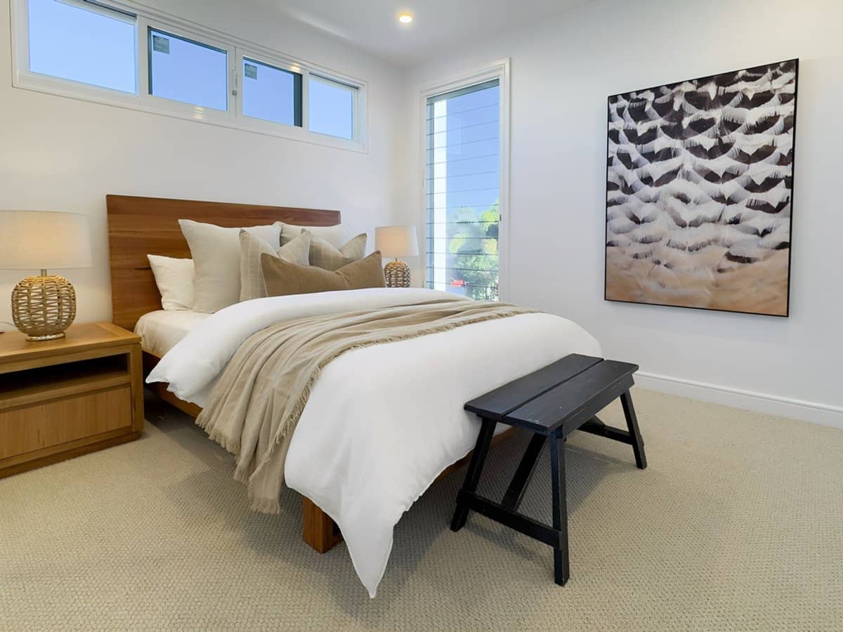 16 Harbourvue Court, HELENSVALE - Thumbnail 35