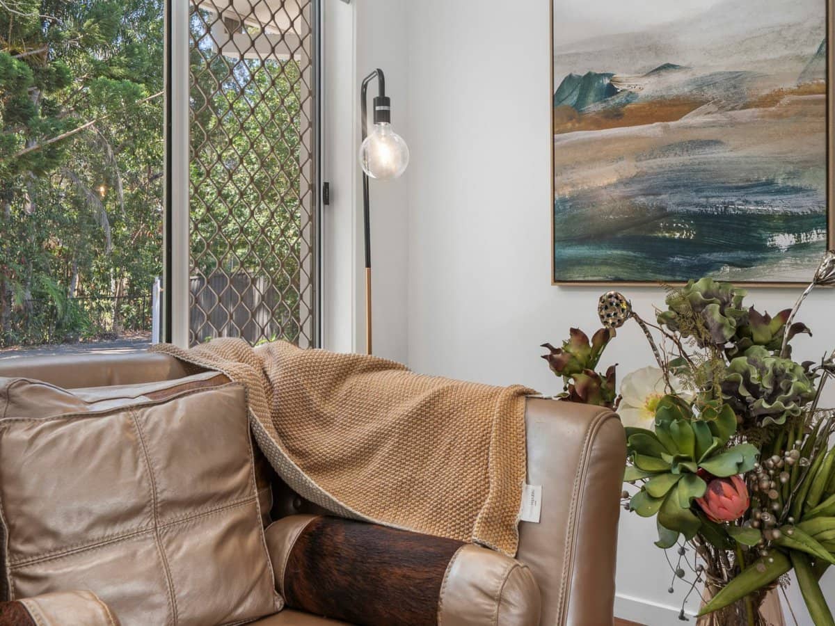 39 Woodland Drive, REEDY CREEK - Thumbnail 4