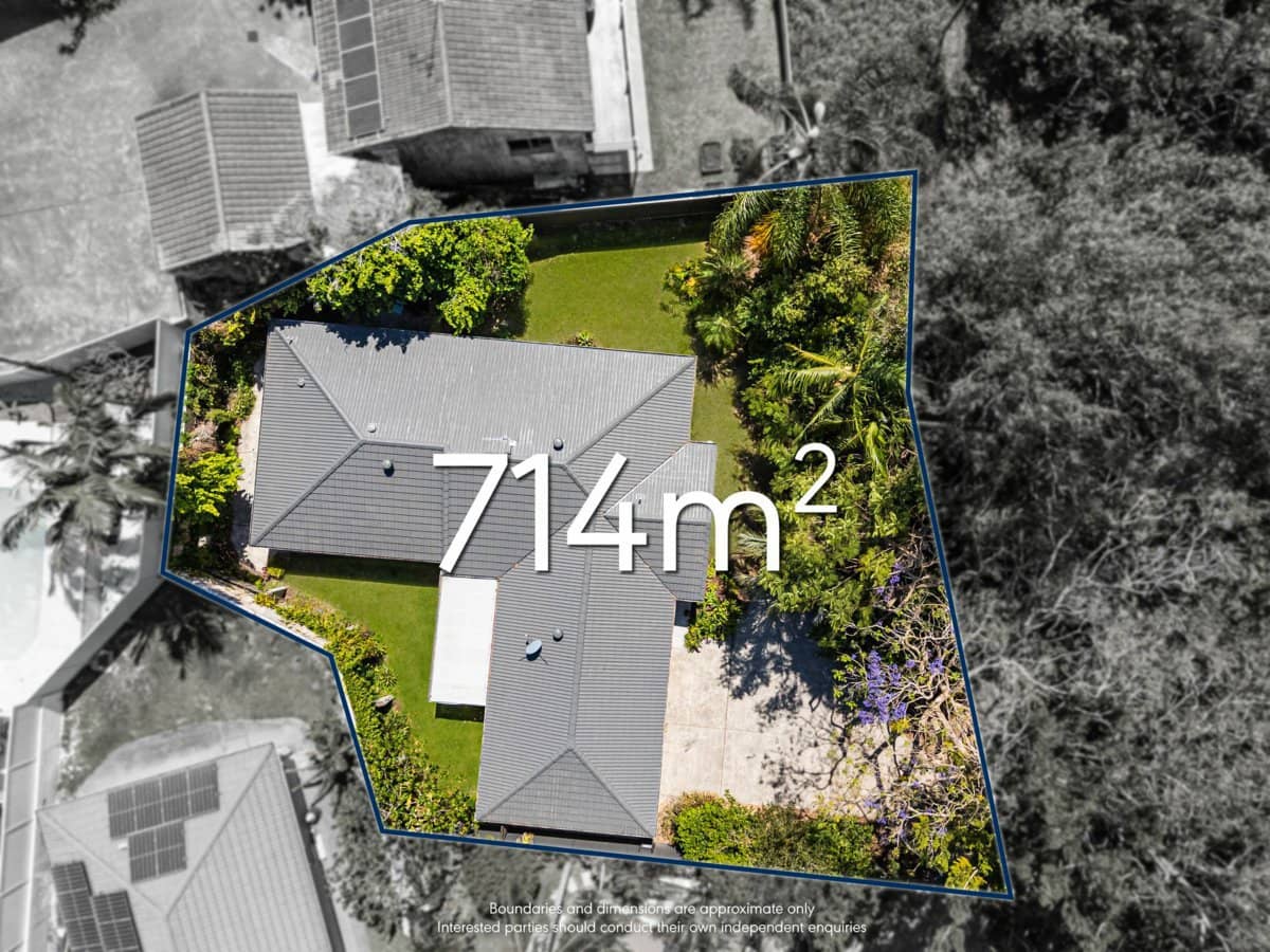 39 Woodland Drive, REEDY CREEK - Thumbnail 17