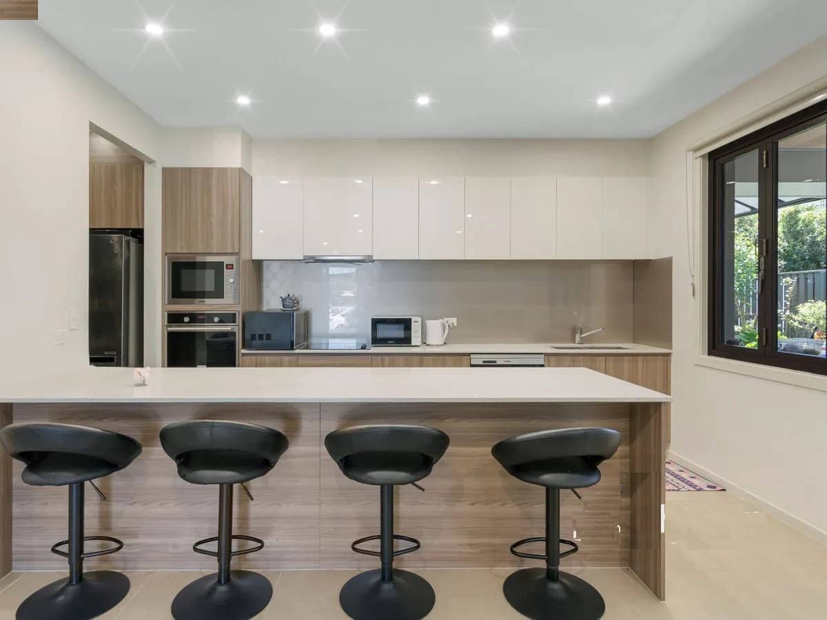 4 Laurel Drive, HELENSVALE - Thumbnail 5