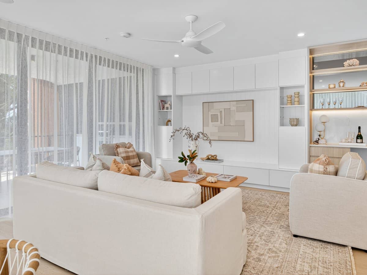 61 Old Burleigh Road, SURFERS PARADISE - Thumbnail 5