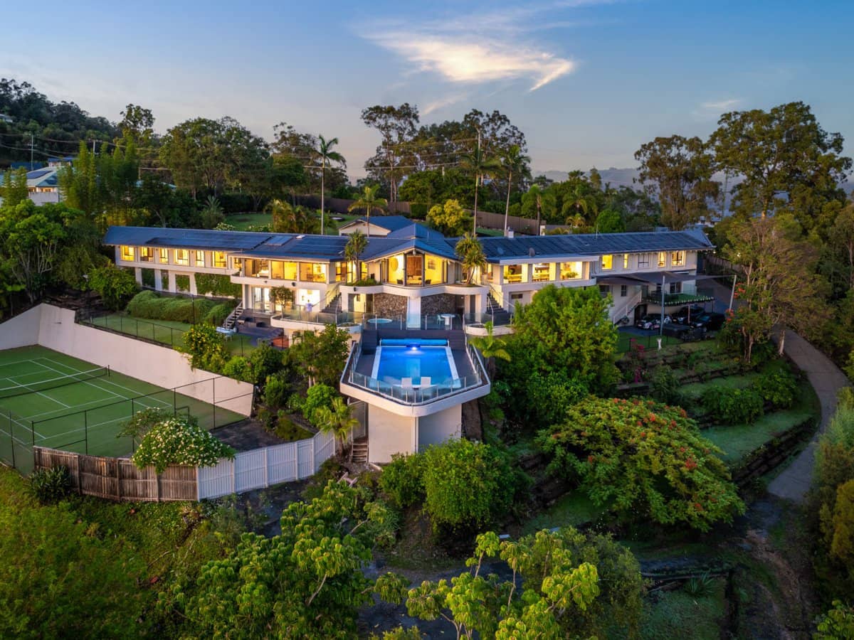 31-35 Red Oak Drive, TALLAI - Thumbnail 1