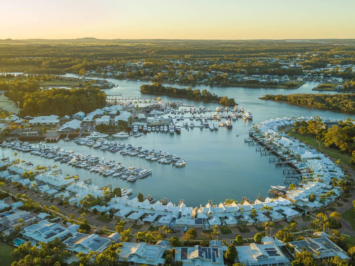 1809 Pinehurst Drive, Sanctuary Cove - Thumbnail 2