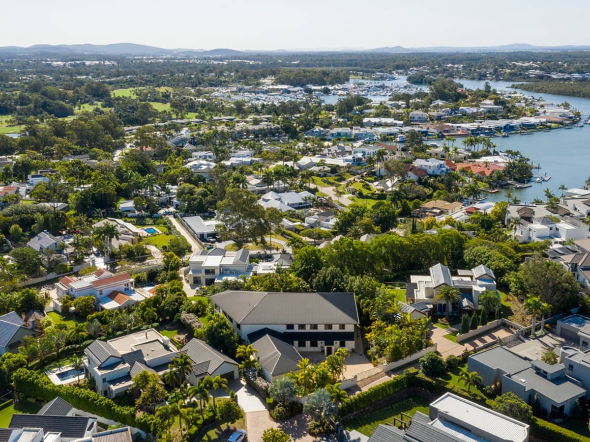 6284 Sylvan Lane, Sanctuary Cove - Thumbnail 1