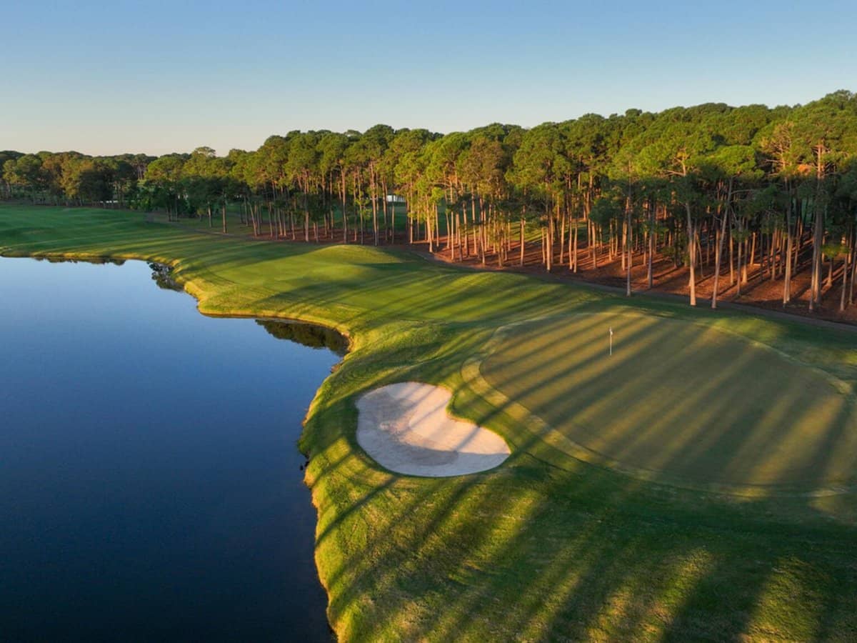 3104 Forest Hills Drive, Sanctuary Cove - Thumbnail 4