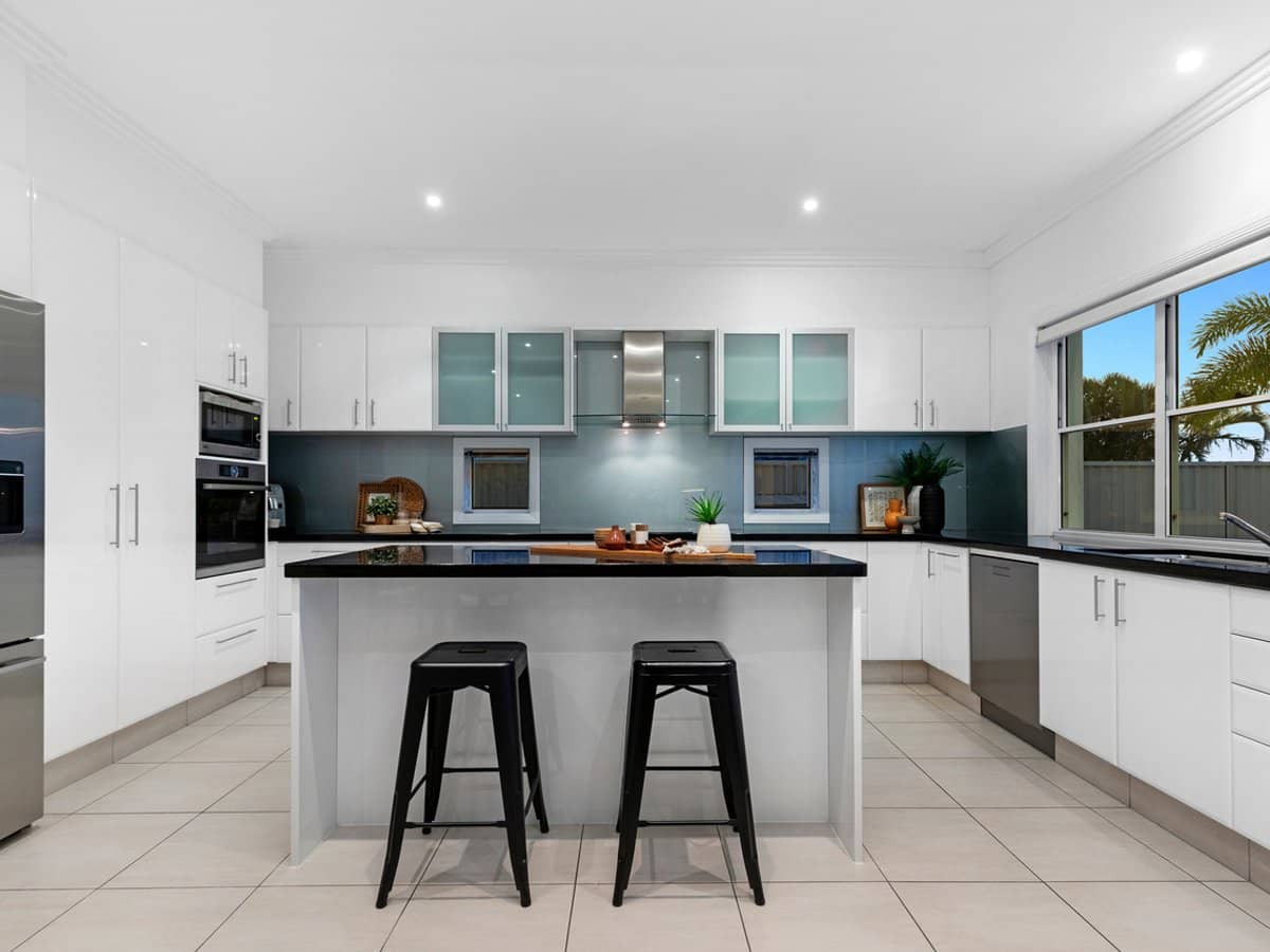 45 Coomera Court, Helensvale - Thumbnail 5