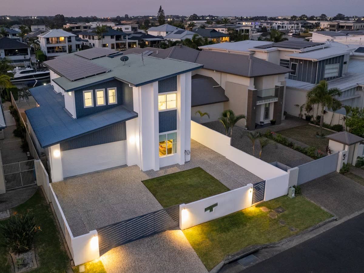 45 Coomera Court, Helensvale - Thumbnail 4