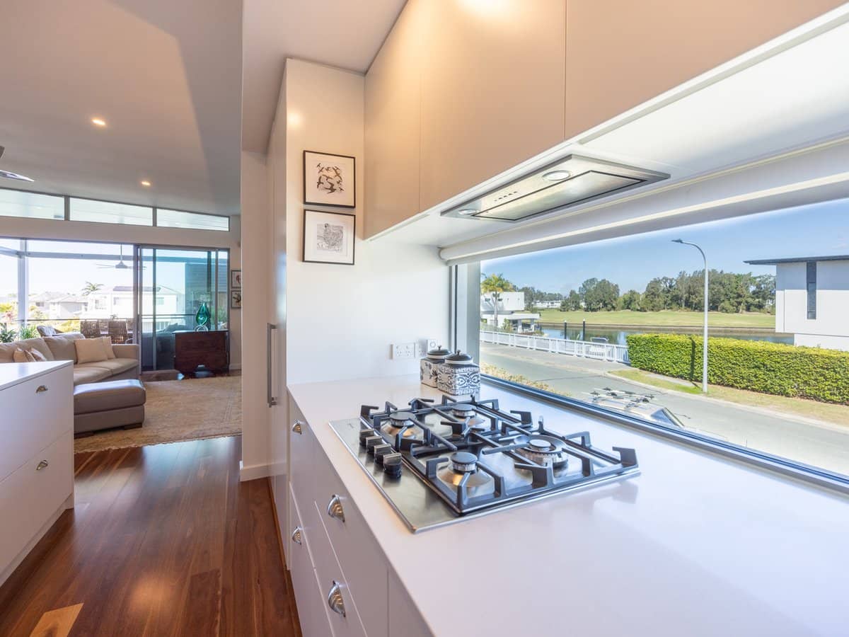 7532 Springfield Drive, Hope Island - Thumbnail 8