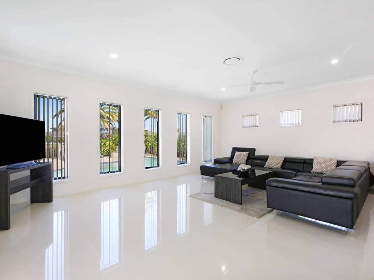 2805 Gracemere Circuit North, Hope Island - Thumbnail 9