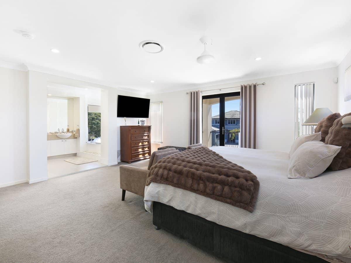 2805 Gracemere Circuit North, Hope Island - Thumbnail 17