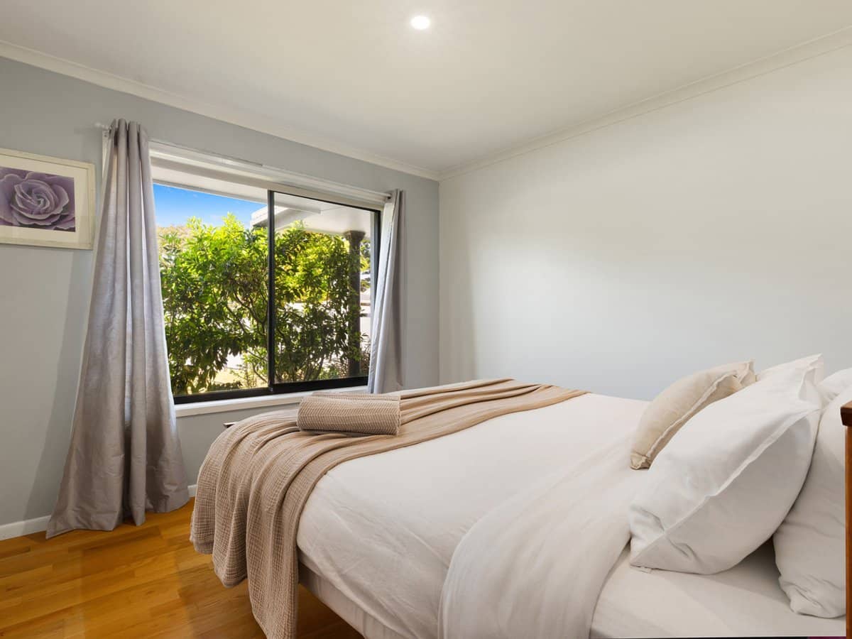 10 Sigatoka Place, CLEAR ISLAND WATERS - Thumbnail 7