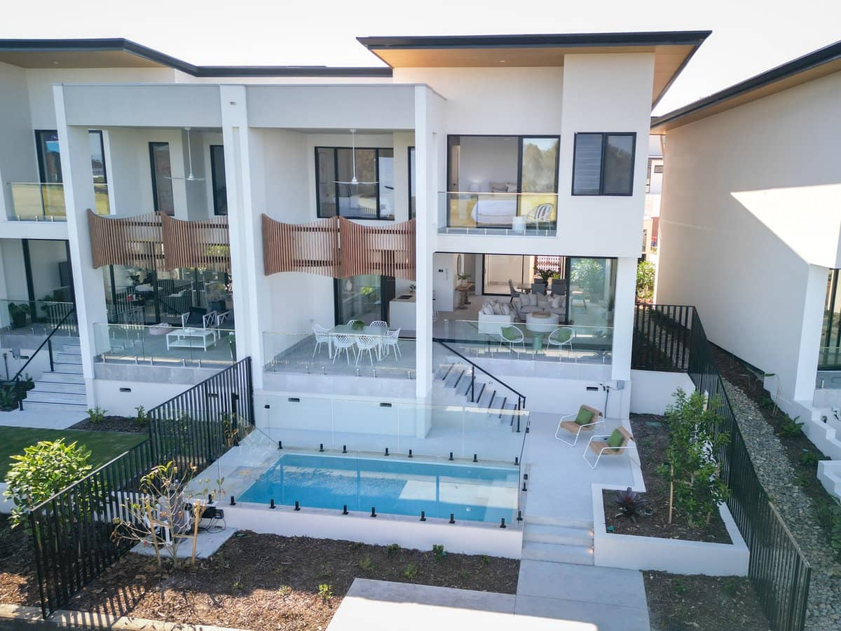 7537 Springfield Drive, Hope Island - Thumbnail 1