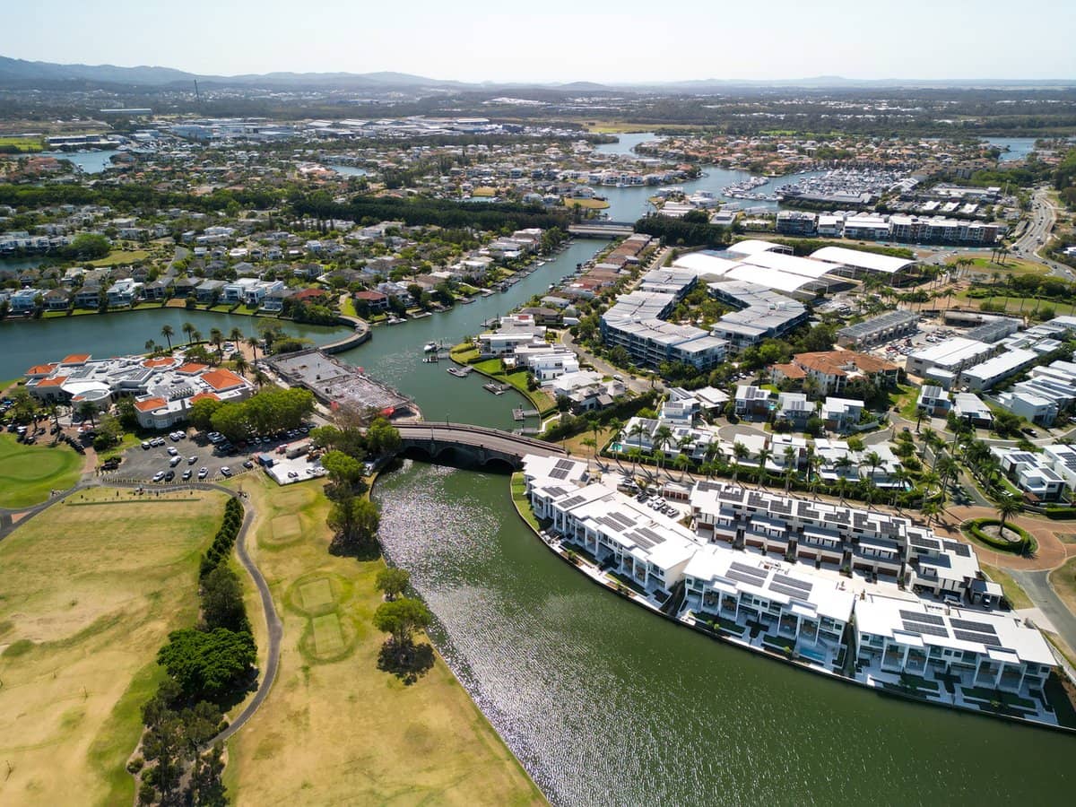 7537 Springfield Drive, Hope Island - Thumbnail 29