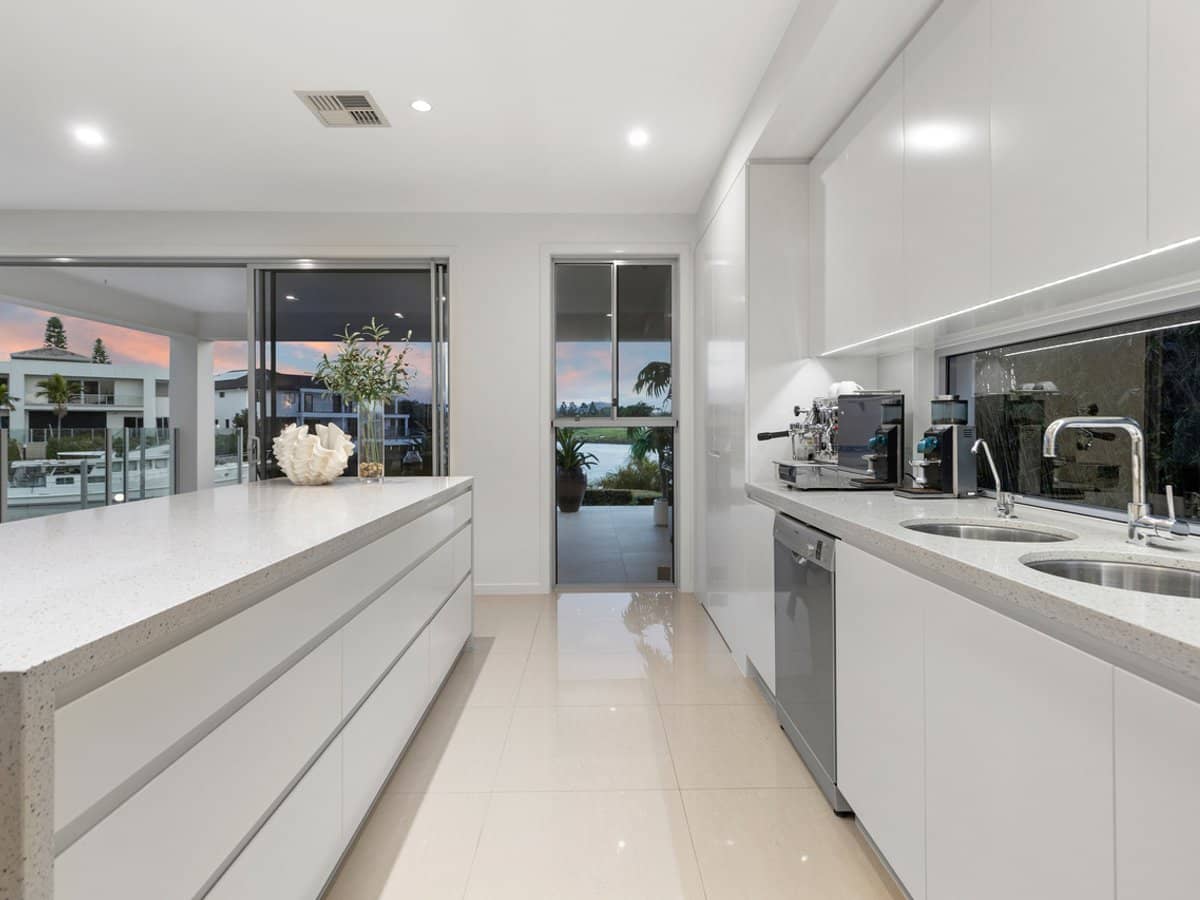 18 Ferrymans Court, Helensvale - Thumbnail 5