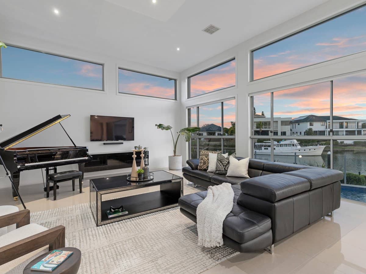 18 Ferrymans Court, Helensvale - Thumbnail 11