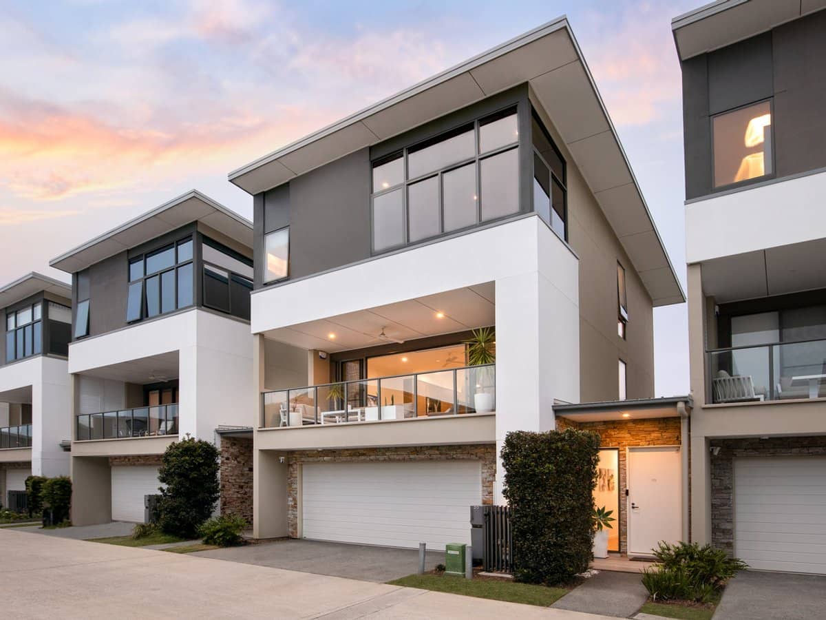 20/1 Lyra Avenue, Hope Island - Thumbnail 1