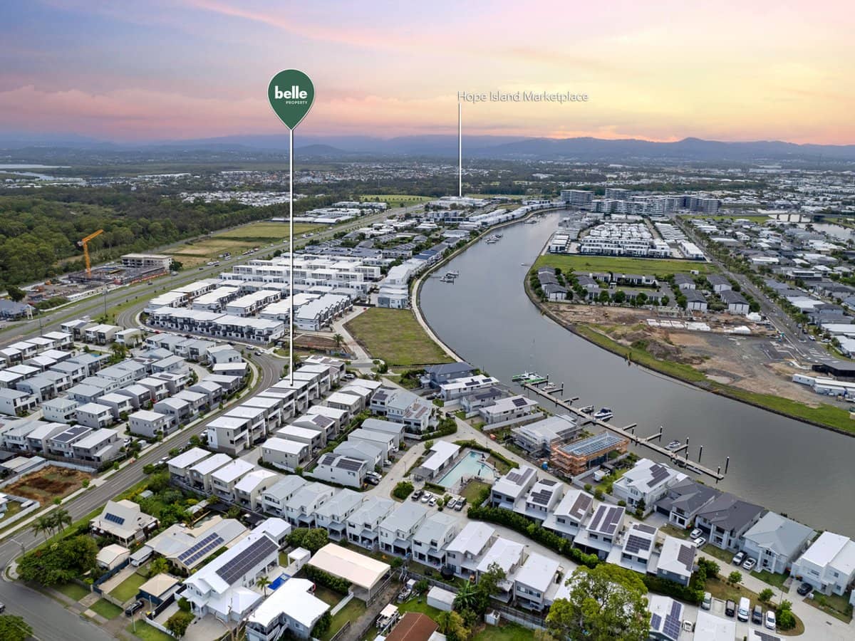 20/1 Lyra Avenue, Hope Island - Thumbnail 2