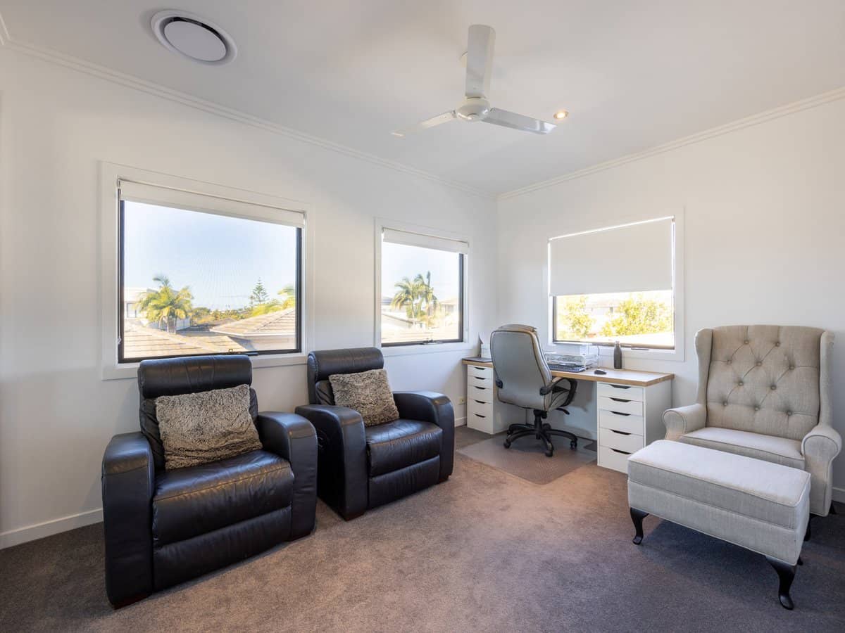 6113 Trasimeno Avenue, Hope Island - Thumbnail 25