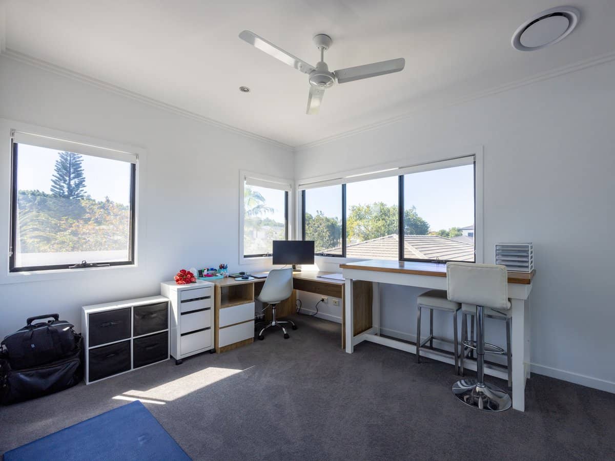 6113 Trasimeno Avenue, Hope Island - Thumbnail 24