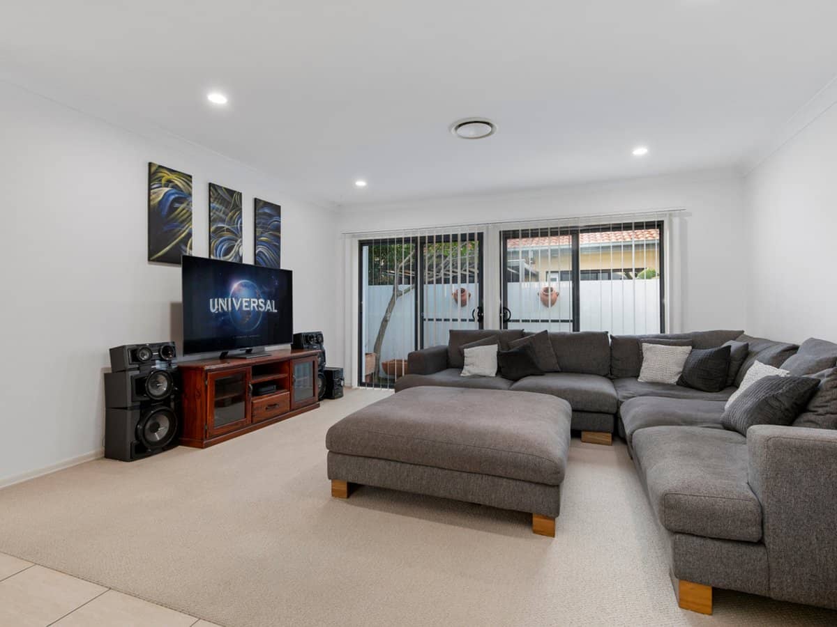 532 Oyster Cove Promenade, Helensvale - Thumbnail 8