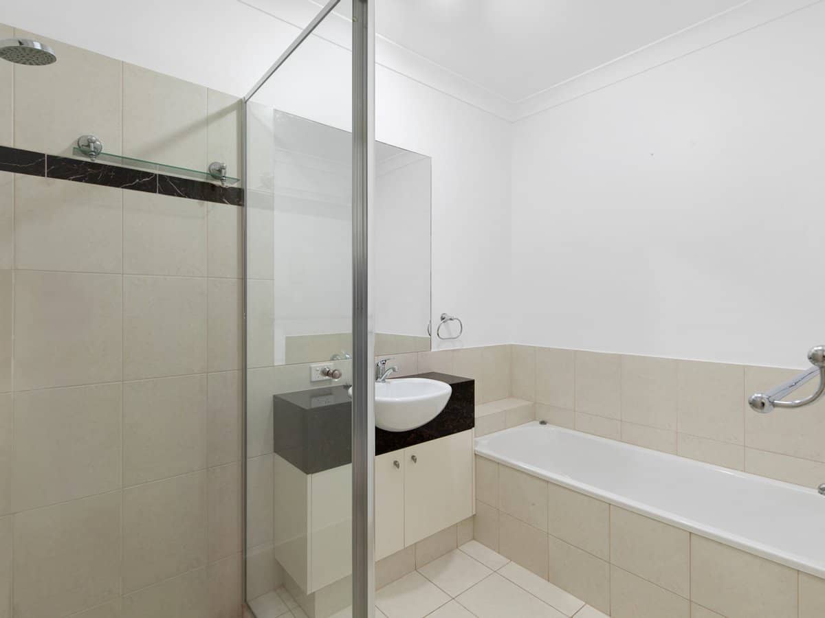 532 Oyster Cove Promenade, Helensvale - Thumbnail 18