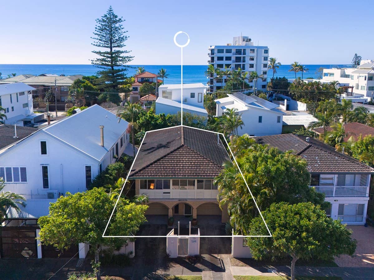 39 Seagull Avenue, MERMAID BEACH - Thumbnail 1