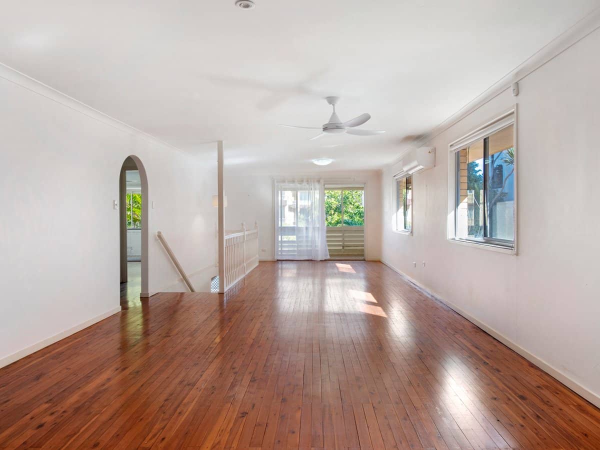 39 Seagull Avenue, MERMAID BEACH - Thumbnail 11