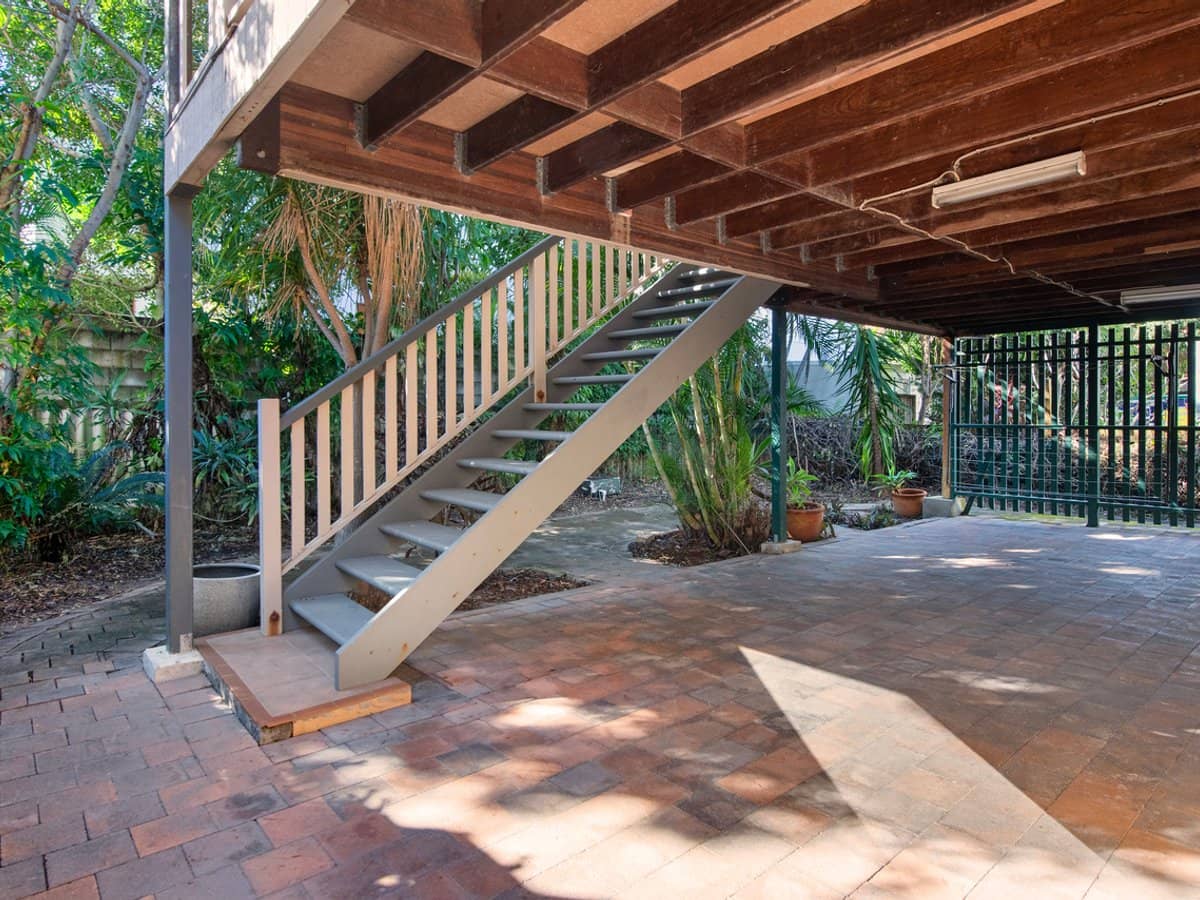 39 Seagull Avenue, MERMAID BEACH - Thumbnail 16