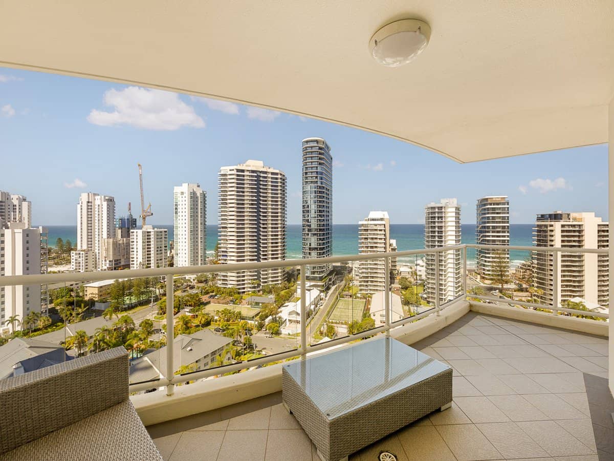 15-21 Breaker Street, MAIN BEACH - Thumbnail 1