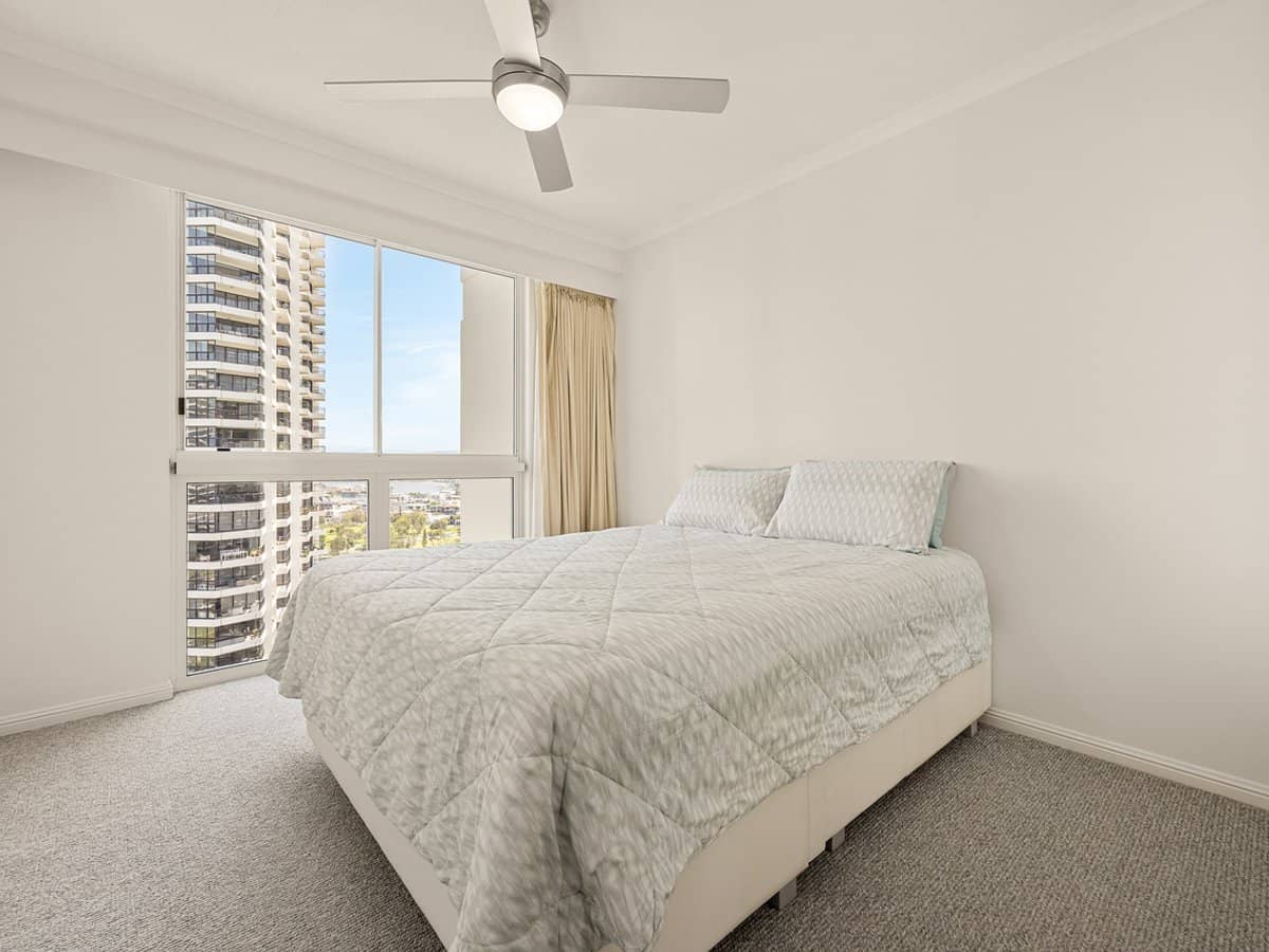 15-21 Breaker Street, MAIN BEACH - Thumbnail 8