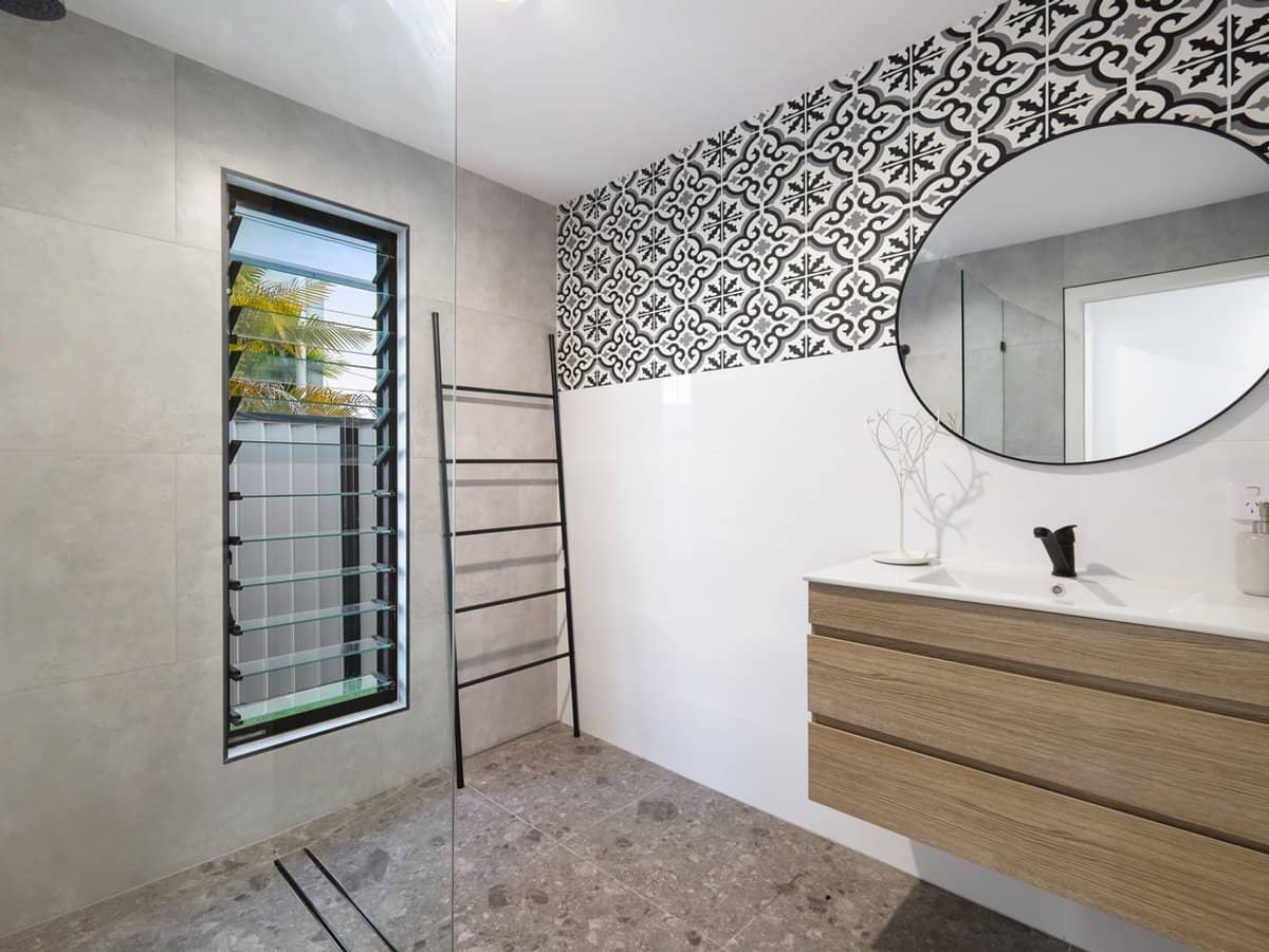 26 Huon Street, BROADBEACH WATERS - Thumbnail 39