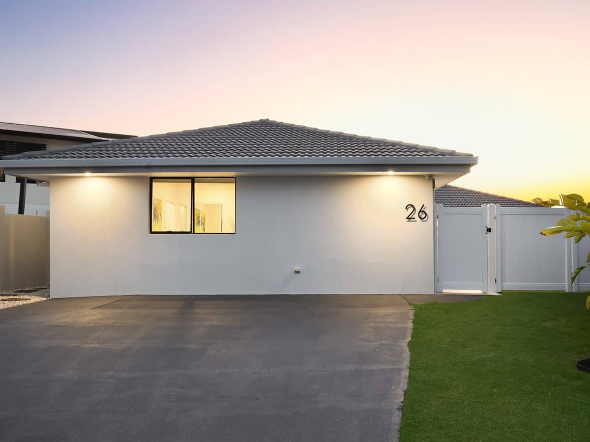 26 Huon Street, BROADBEACH WATERS - Thumbnail 33