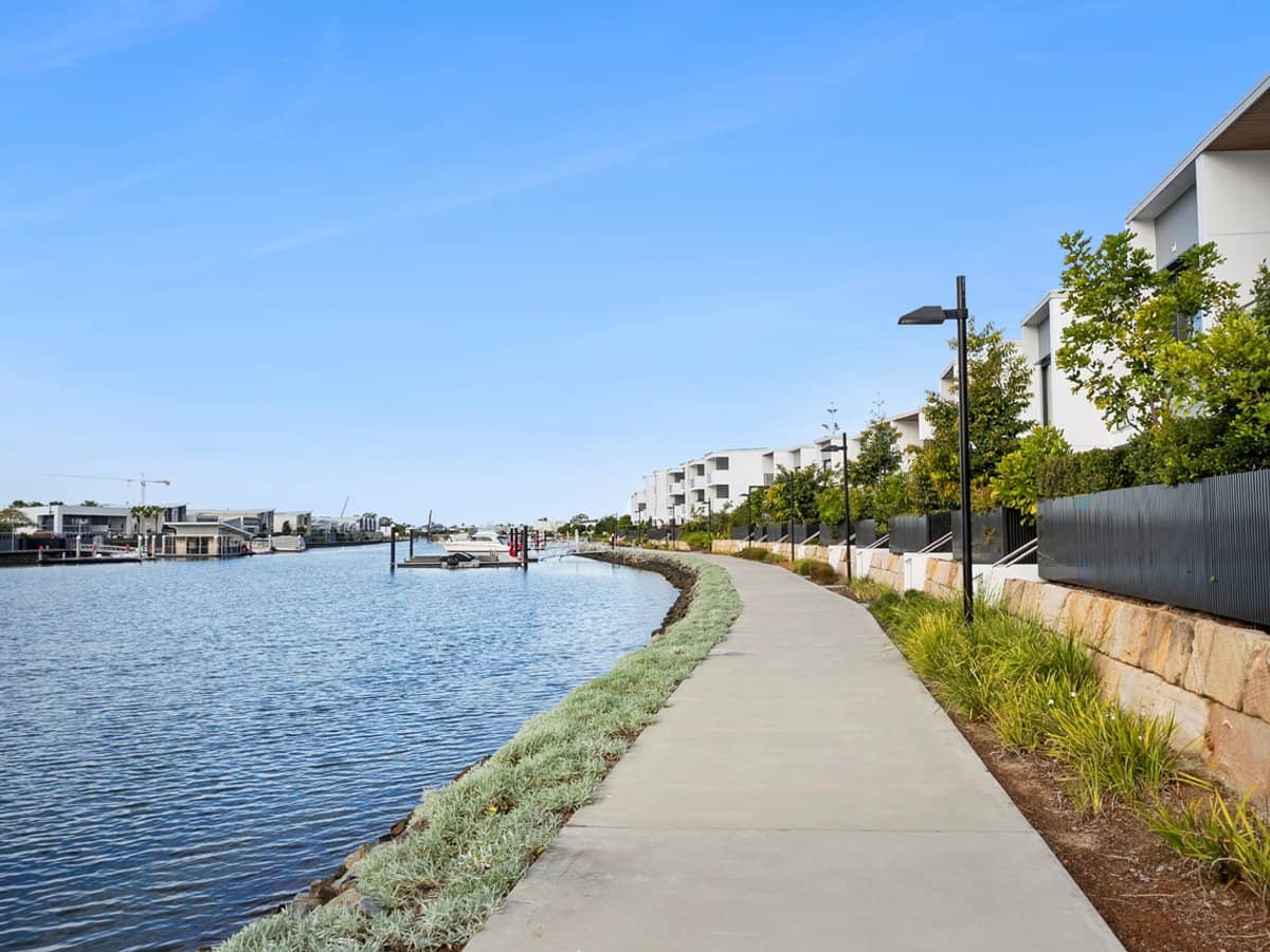 10 Bronte Circuit, HOPE ISLAND - Thumbnail 14