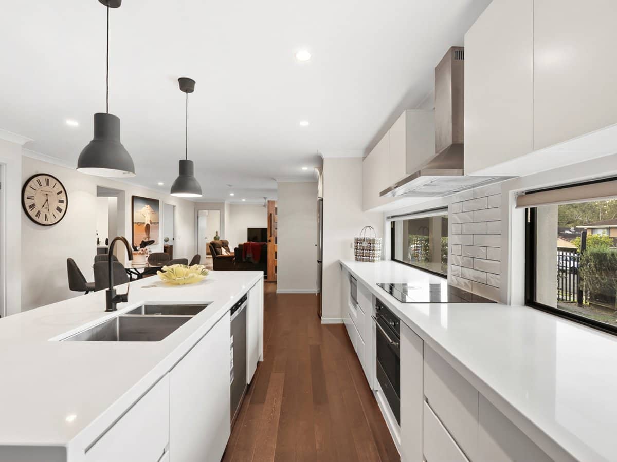 2 Magnolia Drive, SOUTHPORT - Thumbnail 3