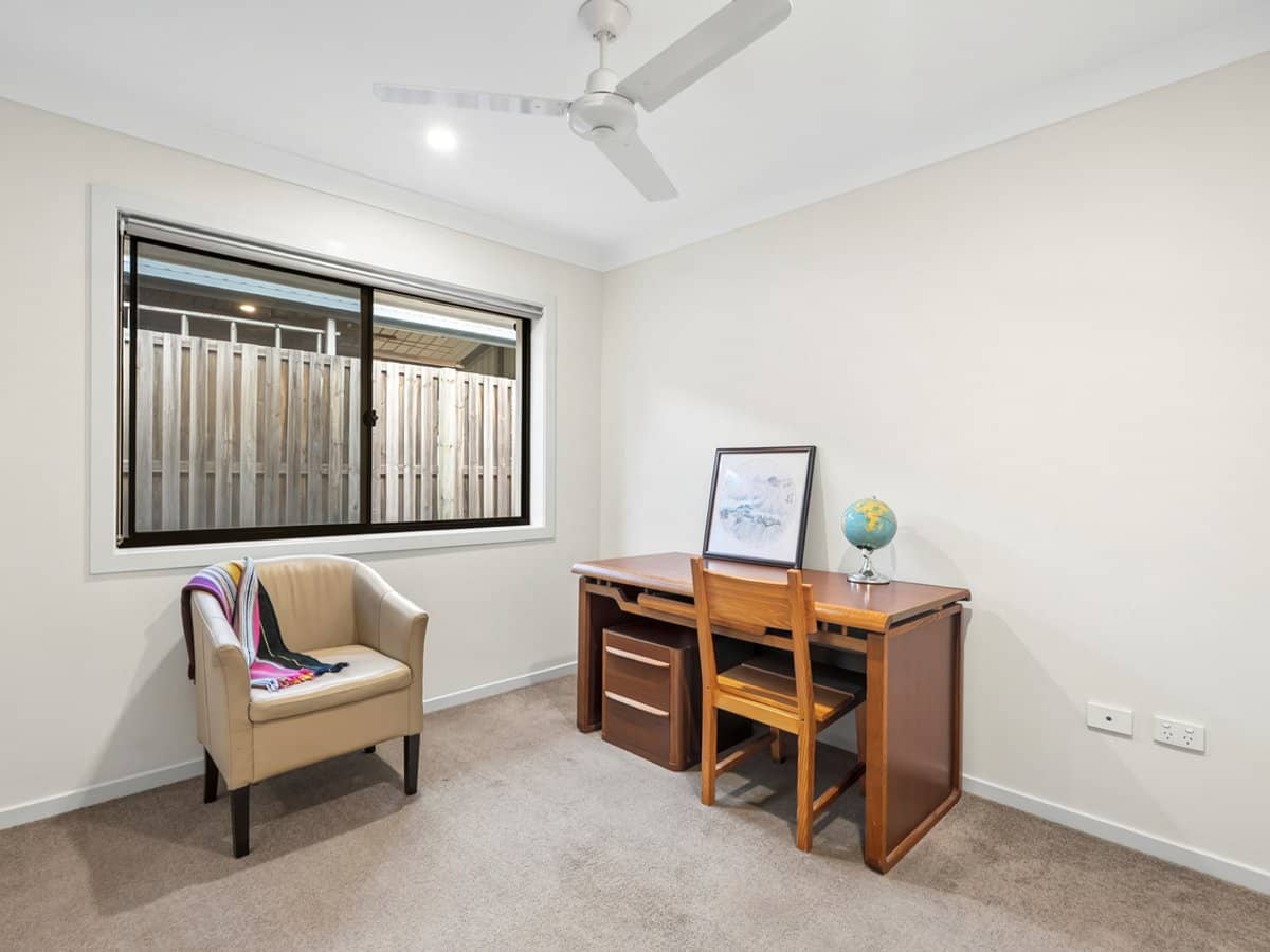 2 Magnolia Drive, SOUTHPORT - Thumbnail 6