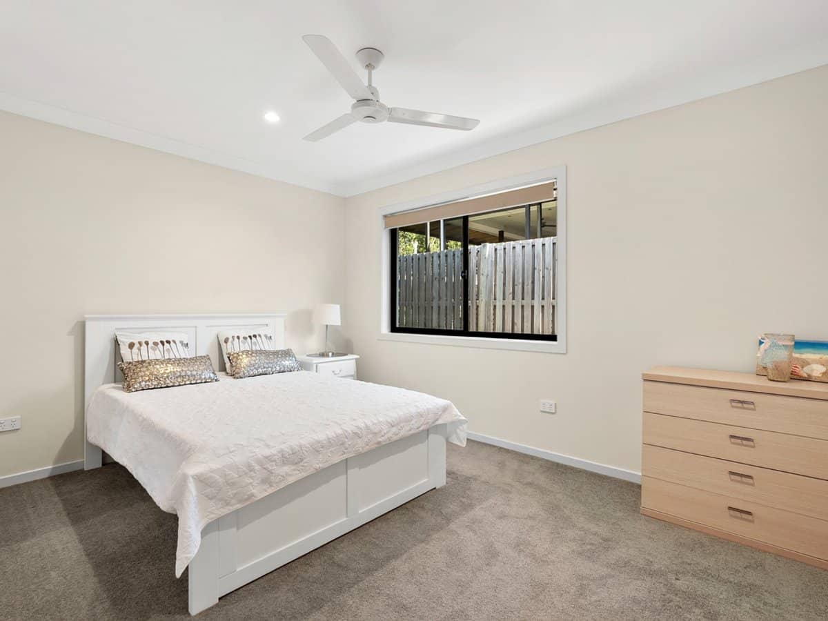 2 Magnolia Drive, SOUTHPORT - Thumbnail 7