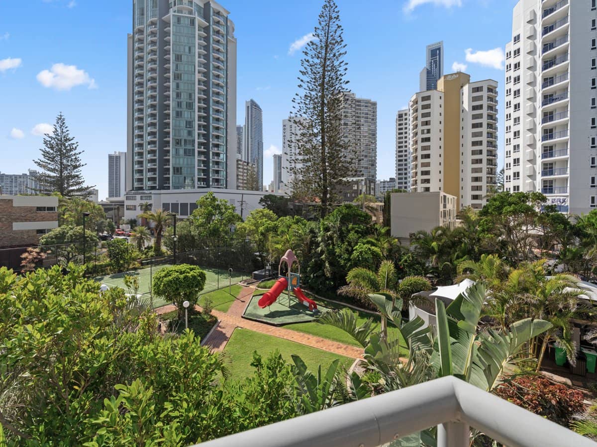 5 Clifford Street, SURFERS PARADISE - Thumbnail 18