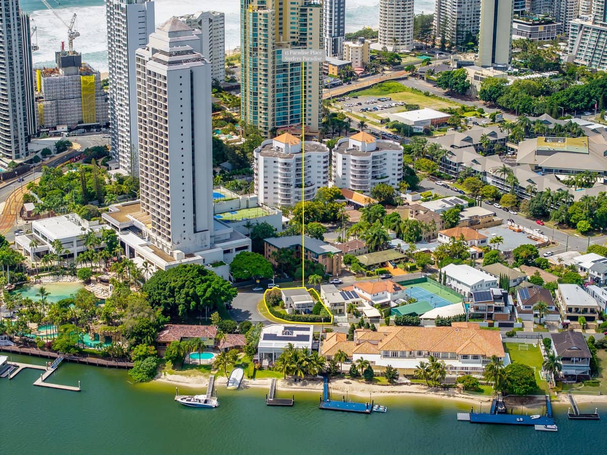 15 Paradise Place, SURFERS PARADISE - Thumbnail 2
