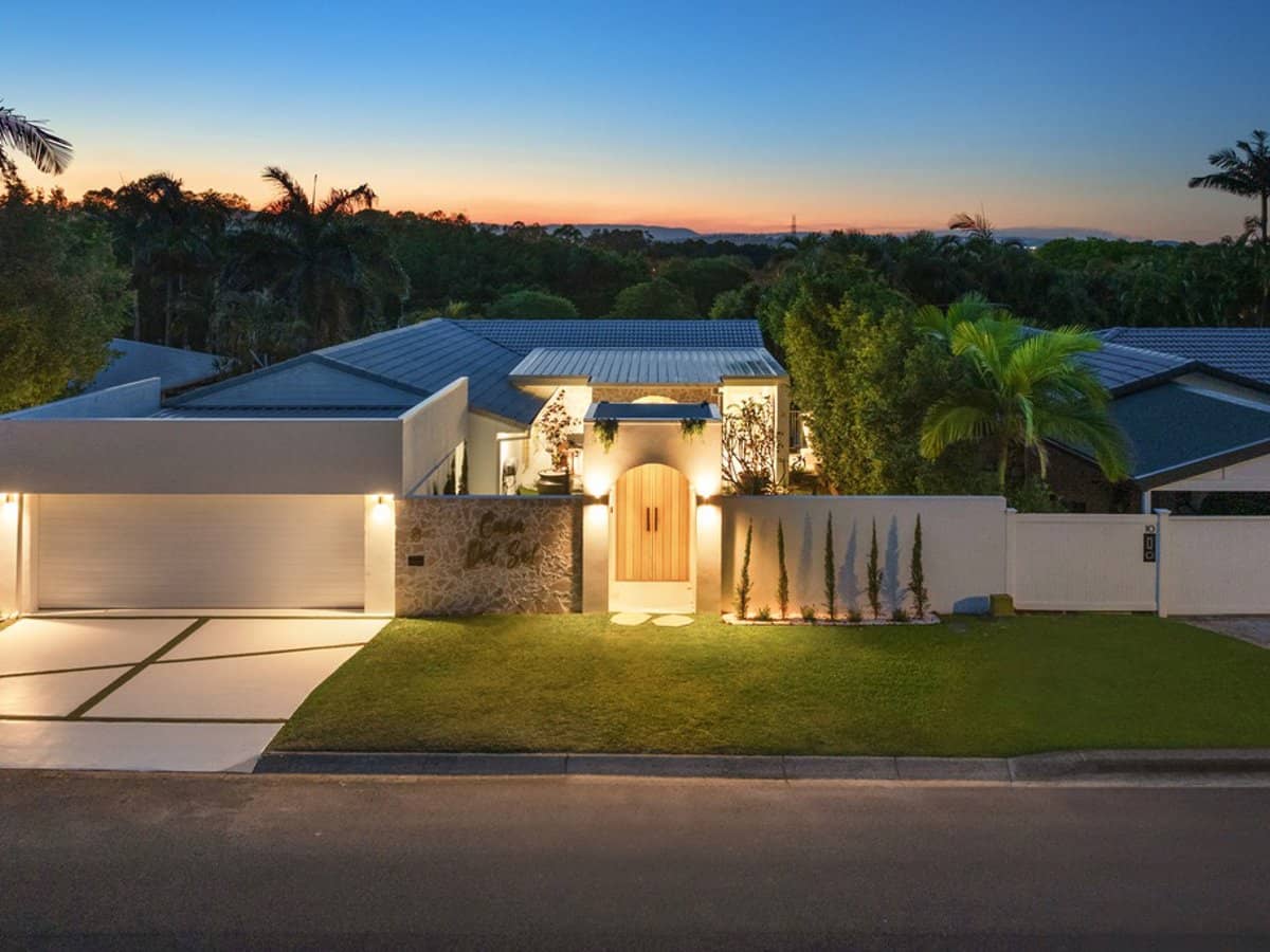 8 Trinity Place, ROBINA - Thumbnail 1