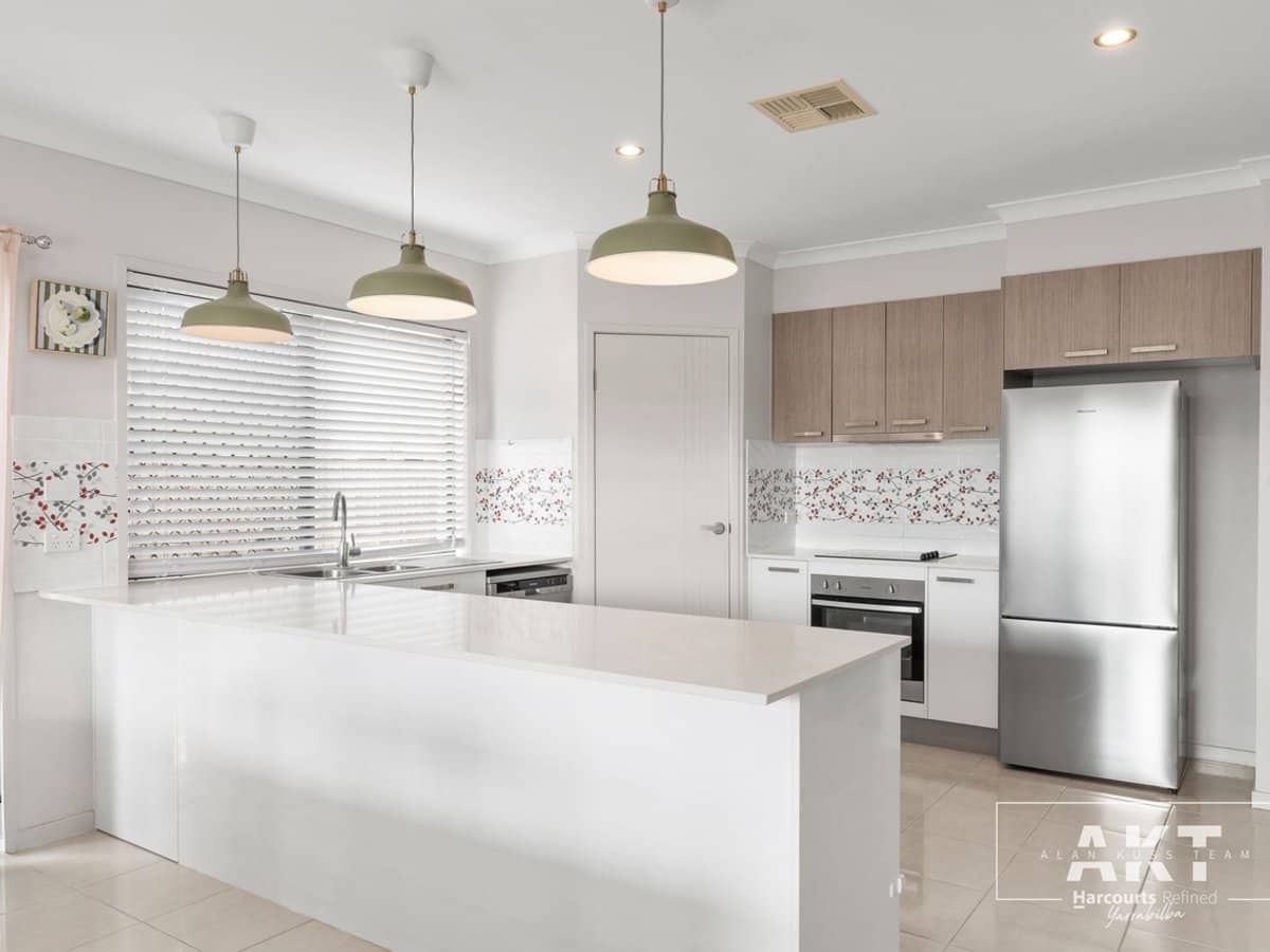 47 Darnell Street, YARRABILBA - Thumbnail 2