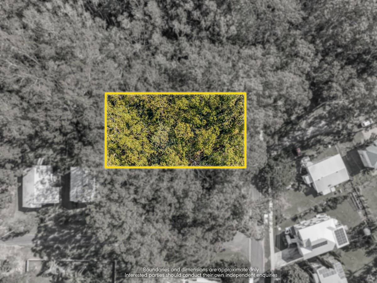 16 Bayview Road, RUSSELL ISLAND - Thumbnail 3