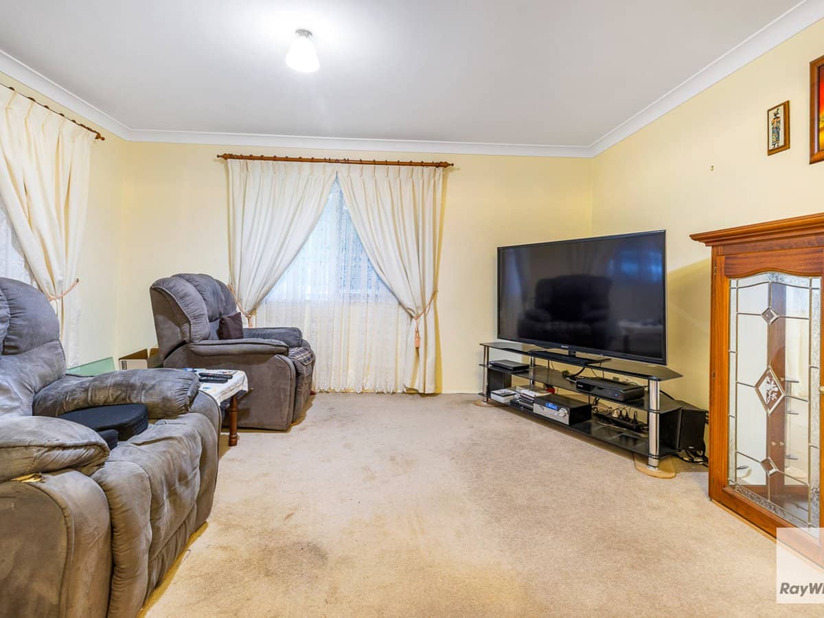 7 Cruiser Court, CLEVELAND - Thumbnail 17