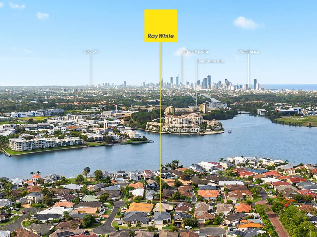 16 Dartmouth Court, VARSITY LAKES - Thumbnail 2