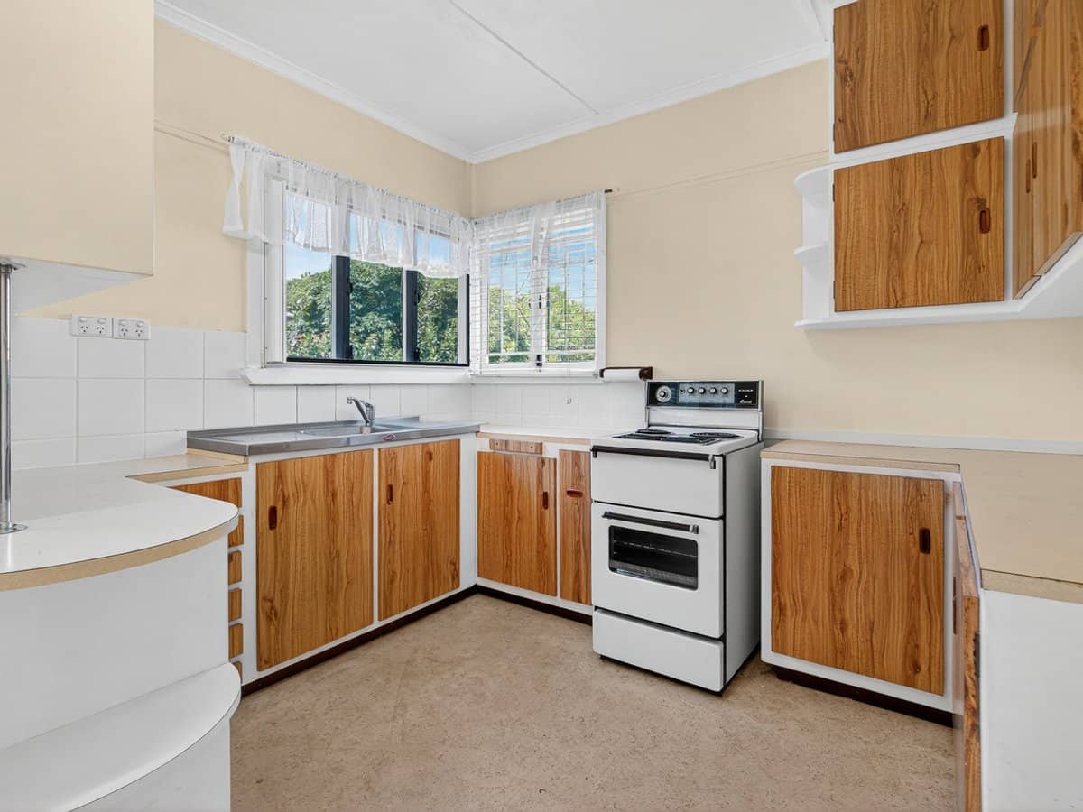 249 Nursery Road, HOLLAND PARK - Thumbnail 6