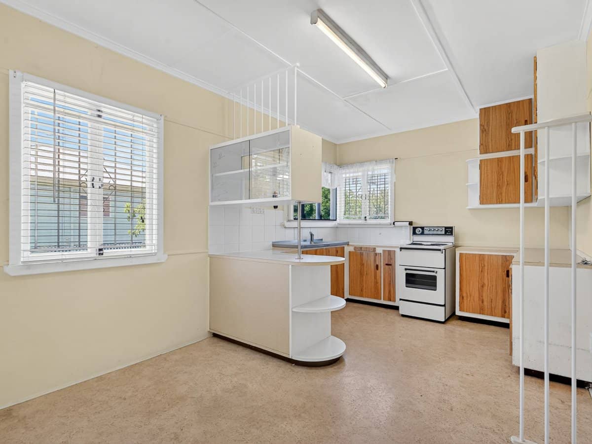 249 Nursery Road, HOLLAND PARK - Thumbnail 7