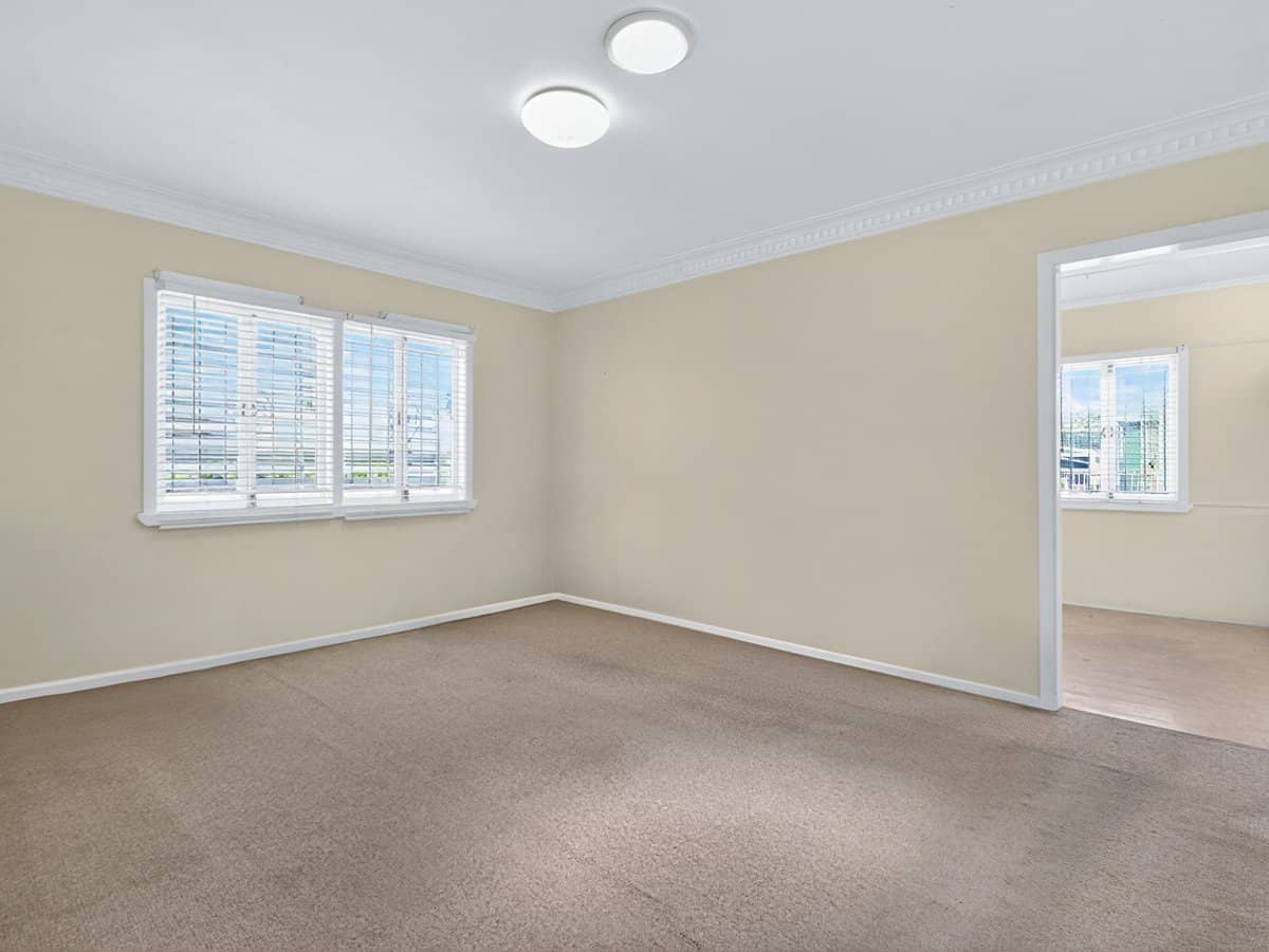 249 Nursery Road, HOLLAND PARK - Thumbnail 11