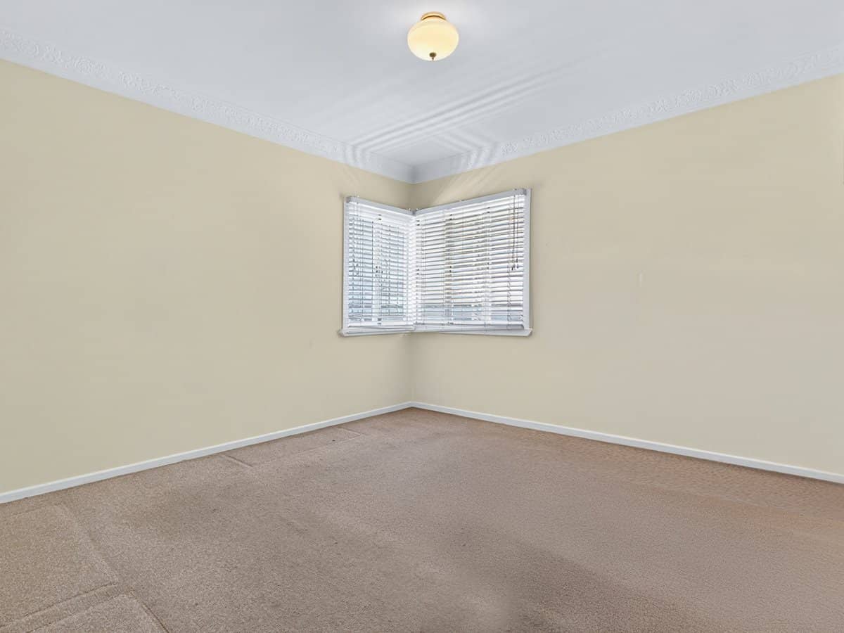 249 Nursery Road, HOLLAND PARK - Thumbnail 12